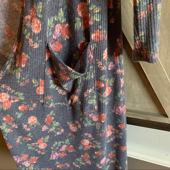 Lularoe Sarah - Picture 2 of 3